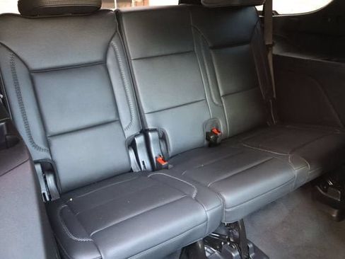 Used 2025 GMC Yukon Denali w/ Denali Reserve Package AWD/4WD image 19