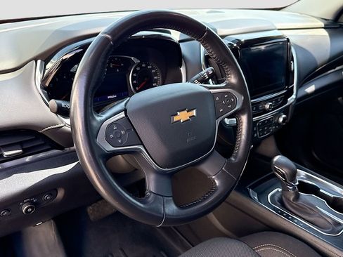 Used 2021 Chevrolet Traverse LT AWD/4WD image 11
