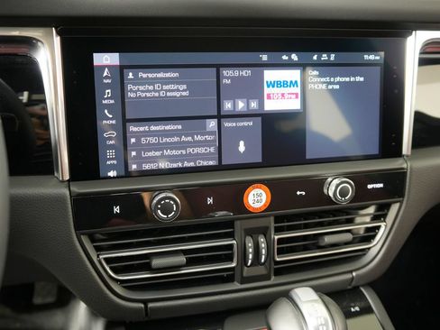 Certified 2026 Porsche Macan S AWD/4WD image 30
