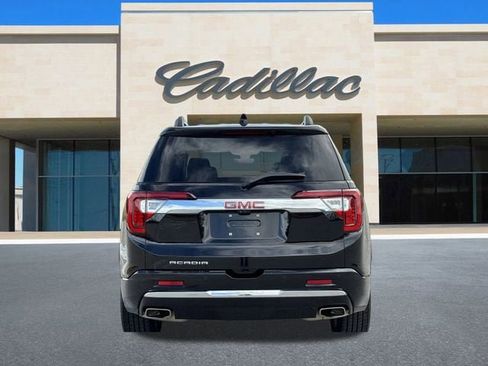 Used 2023 GMC Acadia Denali w/ Denali Technology Package image 6