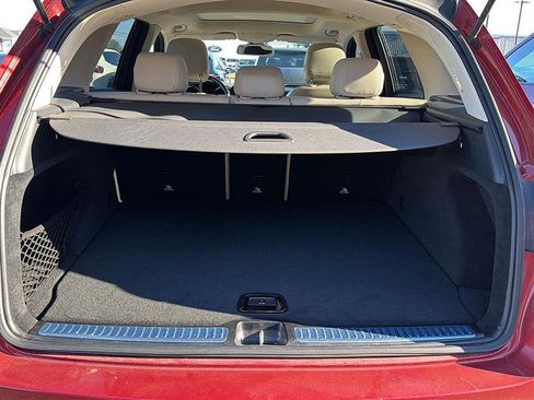 Used 2019 Mercedes-Benz GLC 300 4MATIC image 10