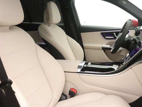 New 2026 Mercedes-Benz GLC 300 image 9