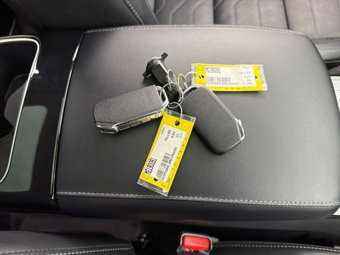 Used 2021 Kia Telluride SX w/ SX Prestige Package image 43