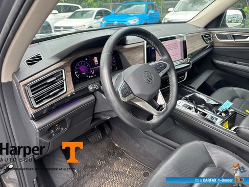Used 2024 Volkswagen Atlas SEL AWD/4WD image 14