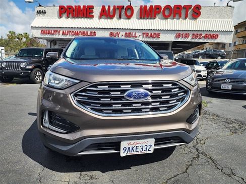 Used 2019 Ford Edge Titanium w/ Cargo Accessory Package image 13