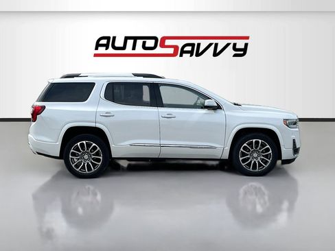 Used 2023 GMC Acadia Denali w/ Denali Technology Package image 8