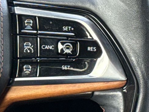 Used 2023 Jeep Grand Cherokee L Summit image 19