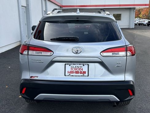 Certified 2023 Toyota Corolla Cross LE image 6