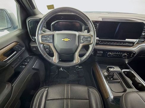 Used 2022 Chevrolet Silverado 1500 High Country w/ Z71 Off-Road Package AWD/4WD image 20