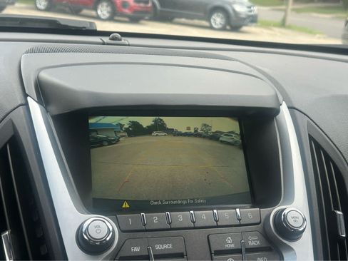 Used 2017 Chevrolet Equinox LT w/ Convenience Package AWD/4WD image 24