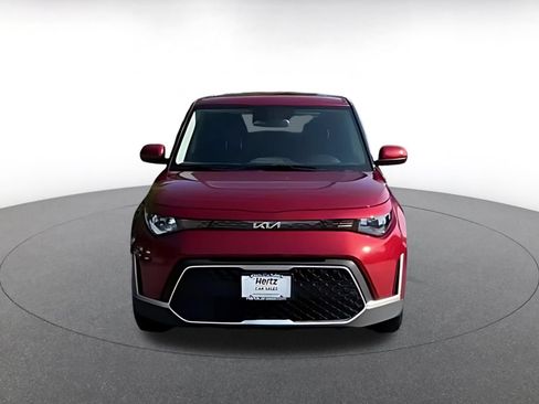 Used 2025 Kia Soul LX w/ LX Technology Package FWD image 9