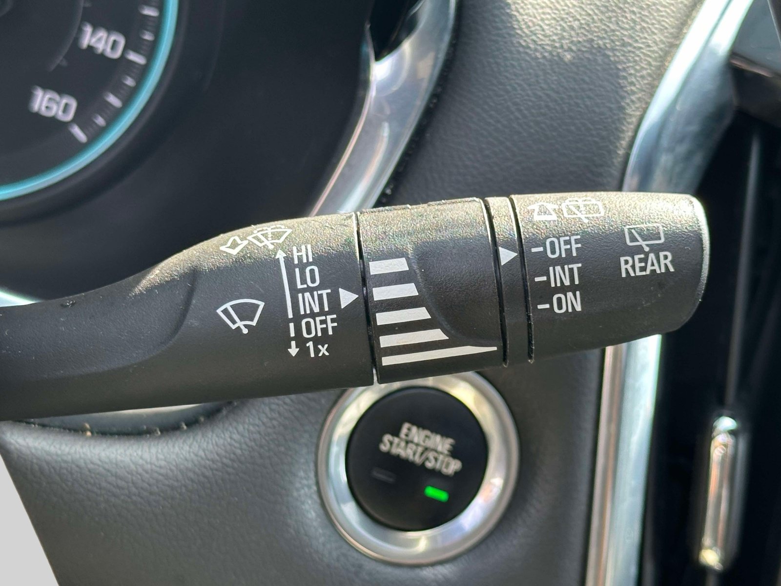 Certified 2024 Chevrolet Traverse RS AWD/4WD image 25