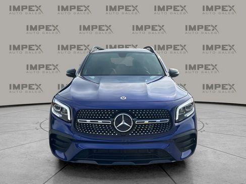 Used 2021 Mercedes-Benz GLB 250 4MATIC image 8