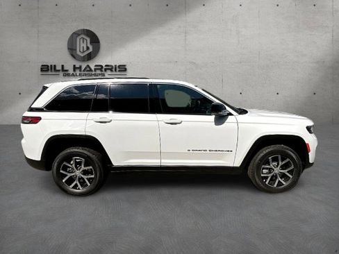 New 2025 Jeep Grand Cherokee Limited image 5