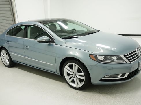 Used 2013 Volkswagen CC Lux image 3