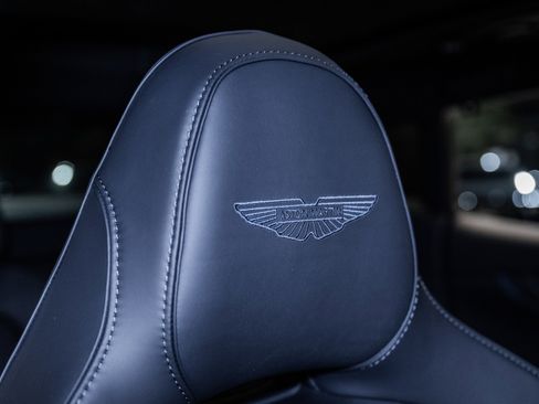 Used 2025 Aston Martin DBX 707 image 6