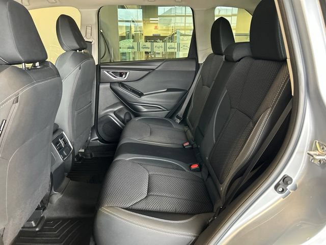 Used 2023 Subaru Forester Premium AWD/4WD image 24