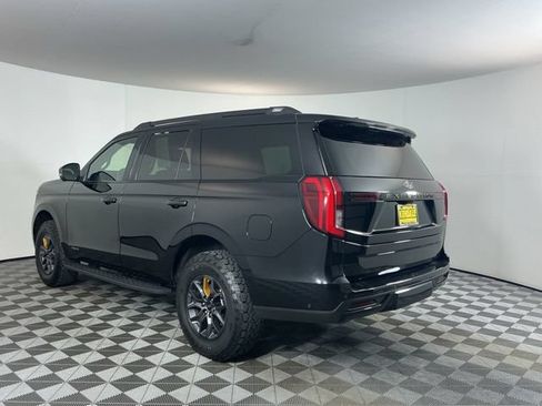 Used 2025 Ford Expedition Tremor AWD/4WD image 6