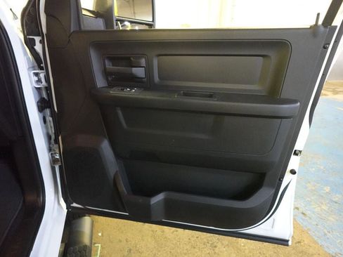 New 2026 RAM 3500 Tradesman image 28