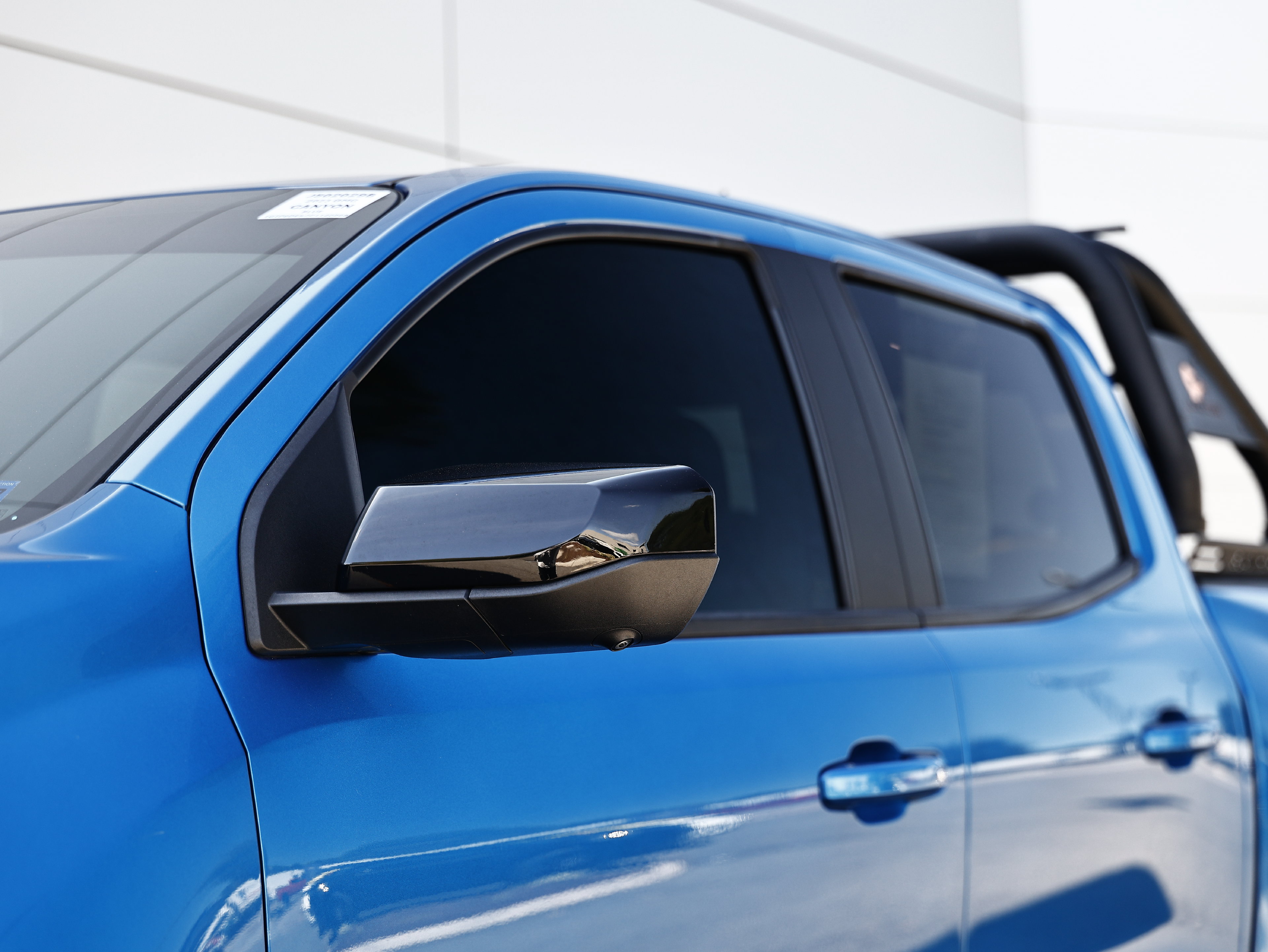 Used 2023 GMC Canyon AT4 w/ AT4 Premium Package AWD/4WD image 4