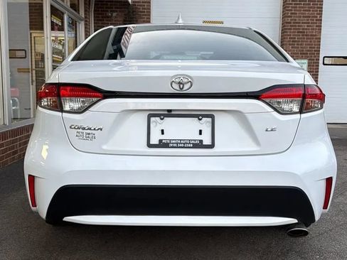 Used 2020 Toyota Corolla LE image 8