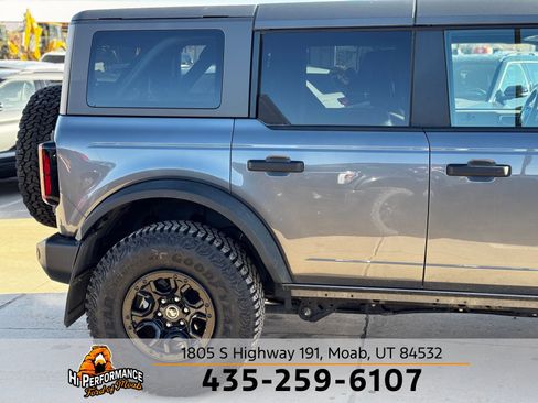 Used 2023 Ford Bronco Wildtrak image 6