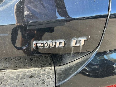 Used 2024 Chevrolet Equinox LT image 30