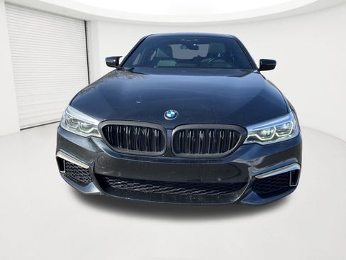 Used 2020 BMW M550i xDrive w/ Premium Package AWD/4WD image 2