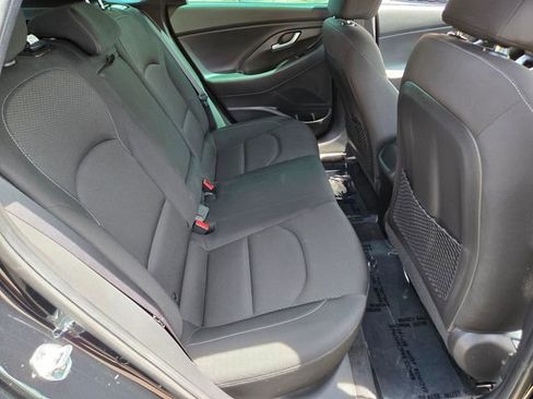 Used 2020 Hyundai Elantra GT FWD image 19