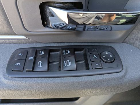 Used 2018 RAM 2500 Big Horn image 10