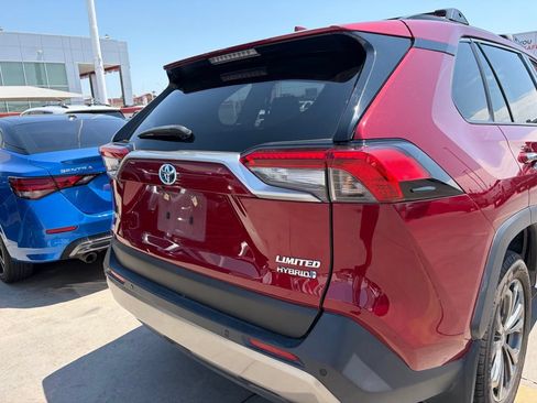 Used 2024 Toyota RAV4 Limited w/ Weather Package AWD/4WD image 4