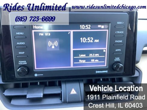 Used 2020 Toyota RAV4 LE image 18