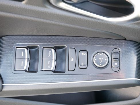 Certified 2025 Honda Civic Sport Touring image 19