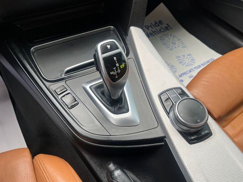 Used 2018 BMW 330i Gran Turismo xDrive image 28