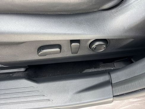 Certified 2022 Subaru Outback Limited image 12