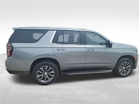 Used 2023 Chevrolet Tahoe LT w/ Luxury Package AWD/4WD image 19