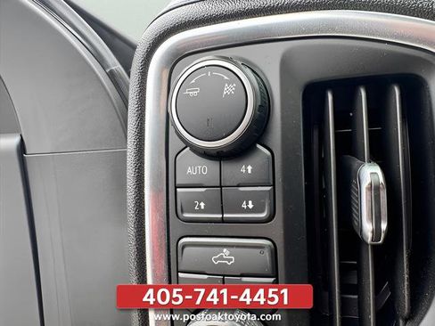 Used 2019 Chevrolet Silverado 1500 LT w/ All-Star Edition AWD/4WD image 25