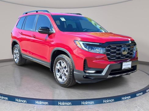 Used 2023 Honda Passport TrailSport image 4
