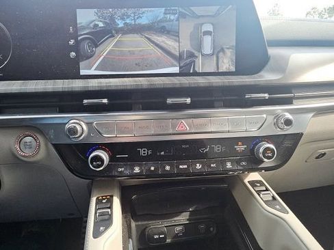 Used 2024 Kia Telluride SX image 13