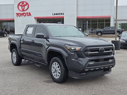New 2025 Toyota Tacoma SR5