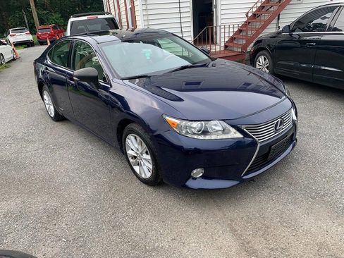 Used 2013 Lexus ES 300h image 3