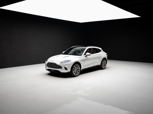 Used 2021 Aston Martin DBX AWD/4WD image 82