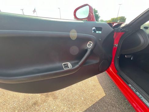 Used 2007 Pontiac Solstice GXP w/ Premium Package RWD image 15