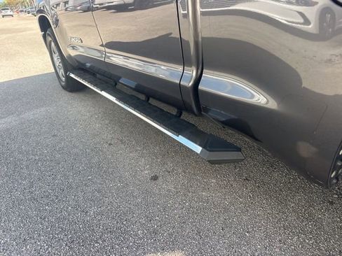 Used 2018 Toyota Tundra SR5 w/ SR5 Upgrade Package image 13