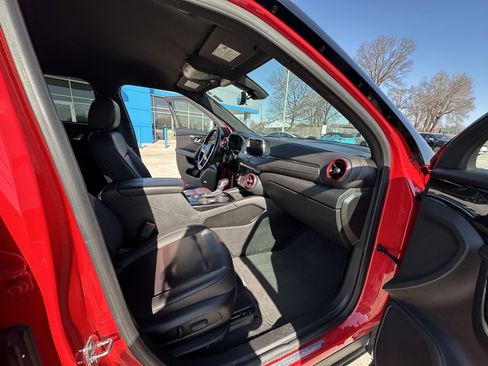 Used 2021 Chevrolet Blazer RS w/ Enhanced Convenience Package image 33