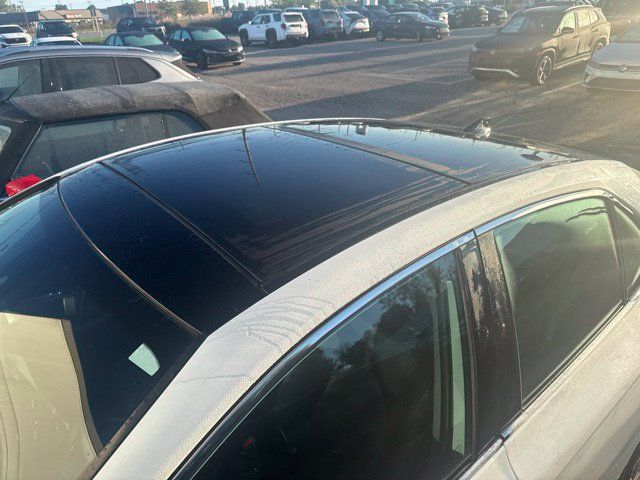 Used 2023 Toyota Camry XLE w/ Navigation Package FWD image 10