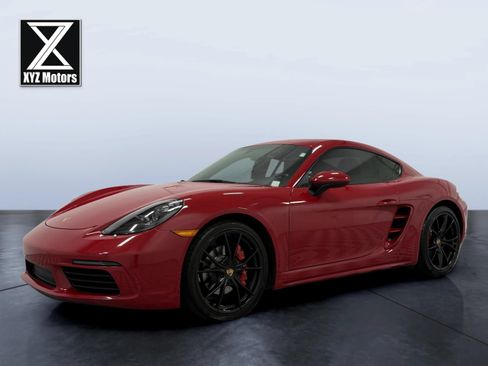 Used 2019 Porsche 718 Cayman GTS RWD image 2