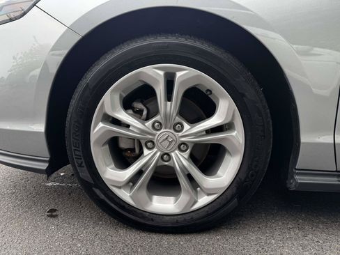 Used 2023 Honda Accord LX image 10