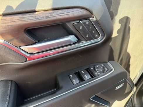 New 2026 GMC Sierra 1500 SLT w/ SLT Premium Package image 18