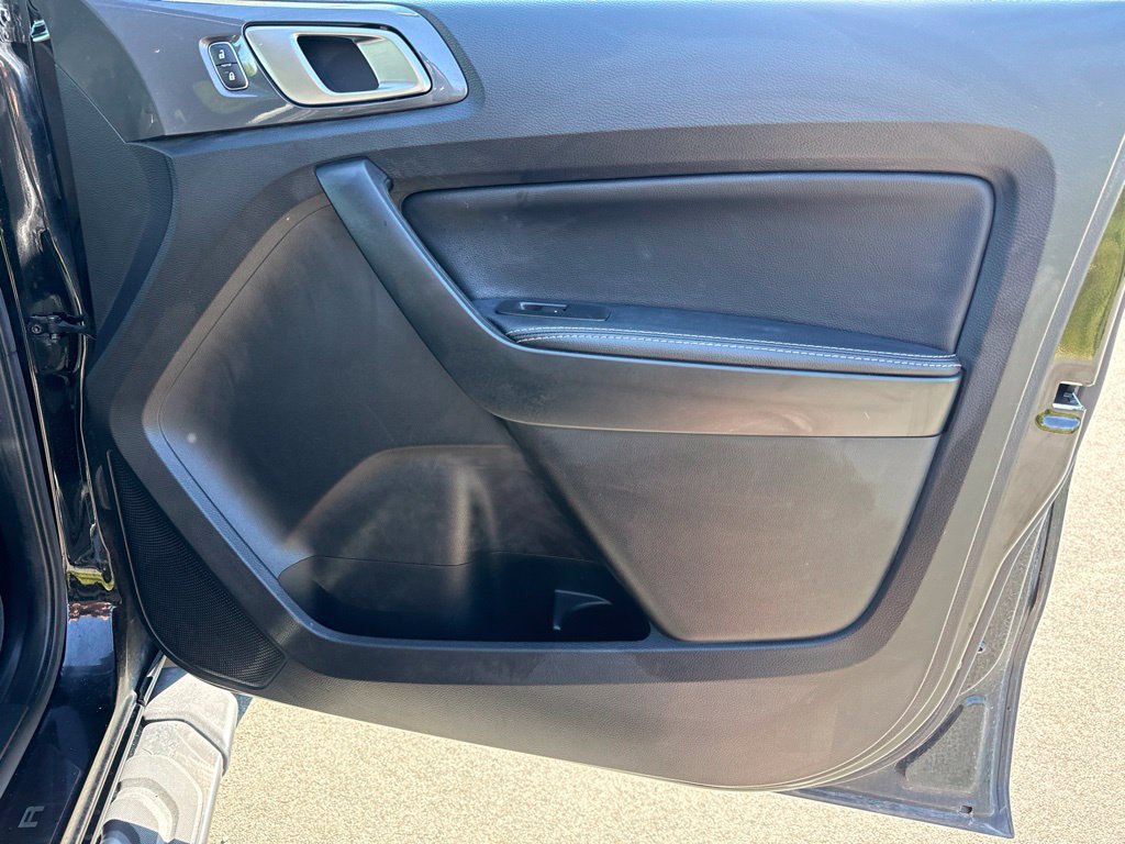 Used 2019 Ford Ranger Lariat w/ Black Appearance Package AWD/4WD image 11